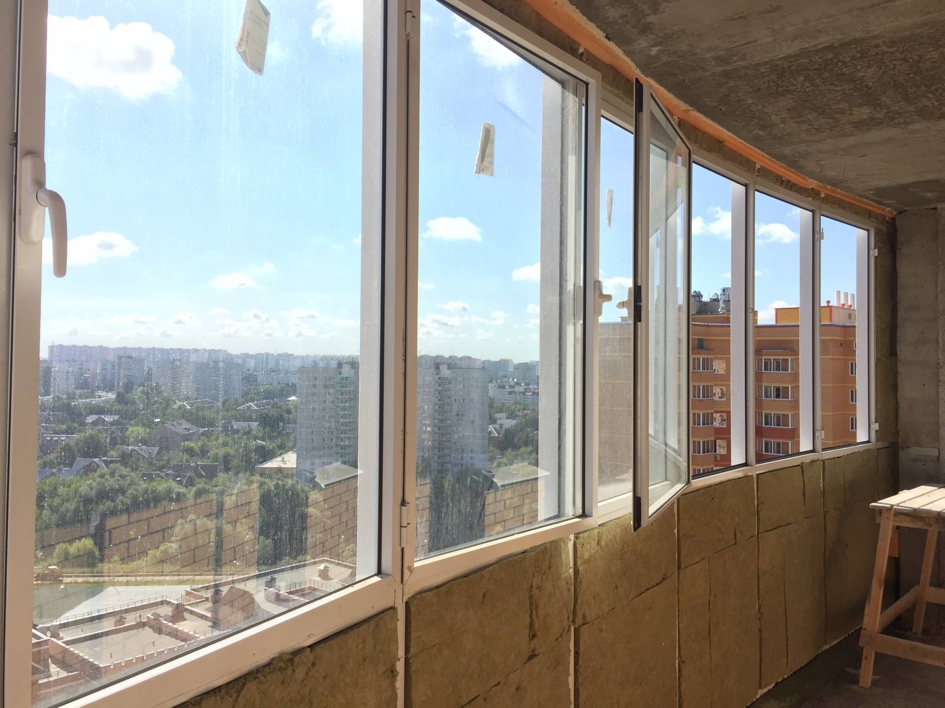 Утепление балкона или лоджии с панорамным остеклением