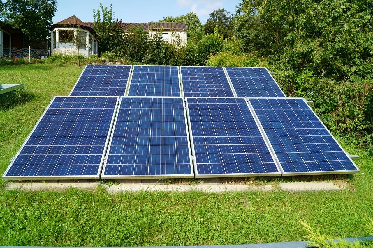 Как правильно выбрать солнечную батарею для частного дома