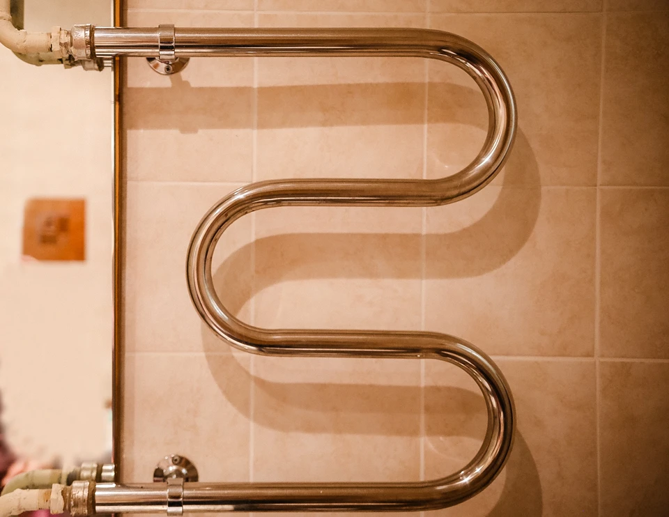 Как выбрать полотенцесушитель для ванной водяной из нержавеющей стали: отзывы владельцев, фото и видео моделей
