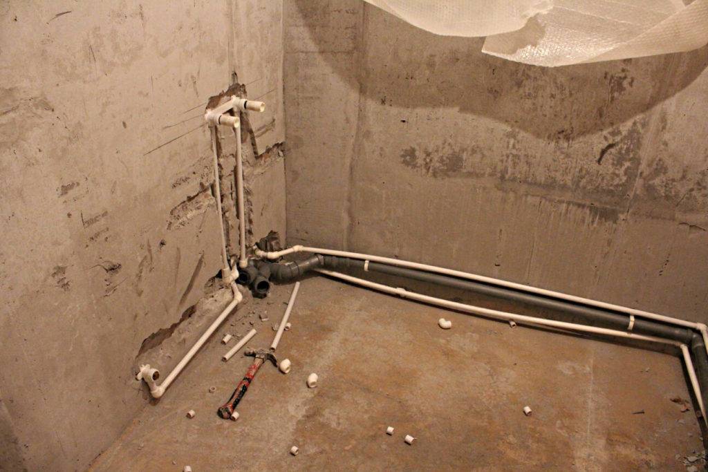 Разводка труб в ванной комнате и туалете своими руками