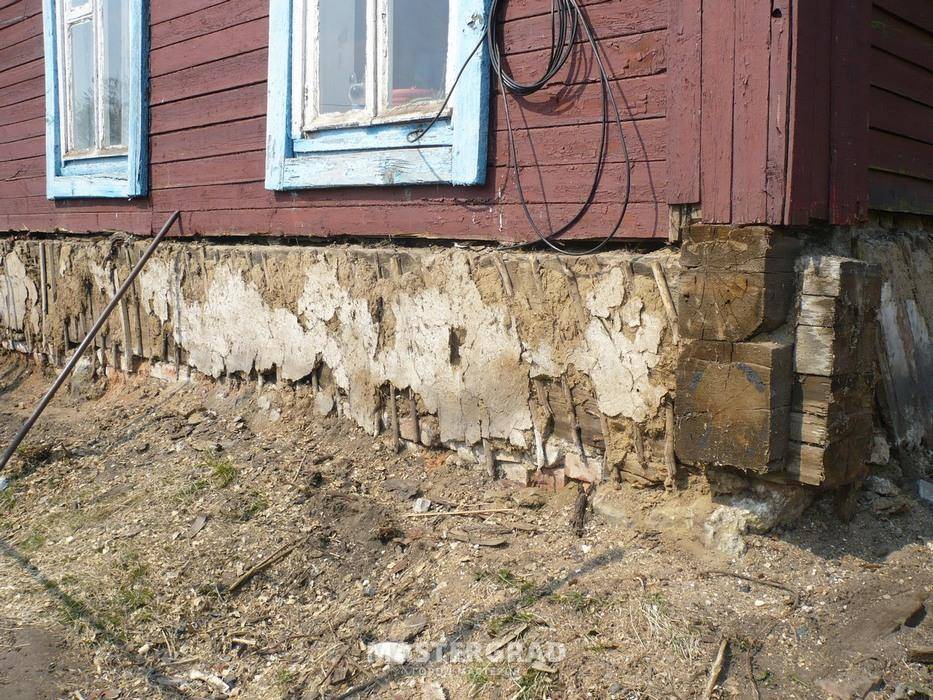 Чем утеплить завалинку в деревянном доме? - strtorg.ru