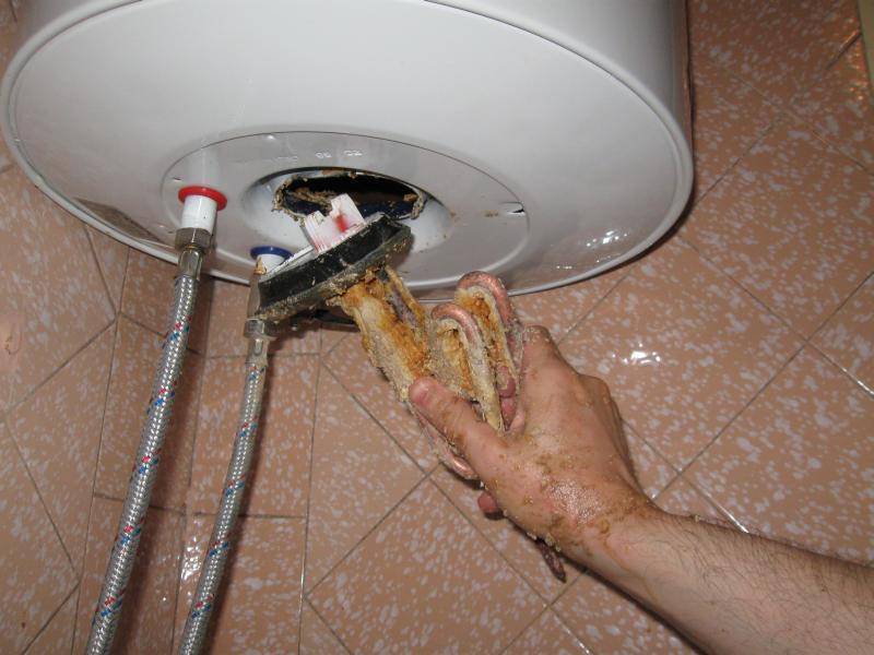 Как почистить водонагреватель «аристон»: информация для домовладельцев