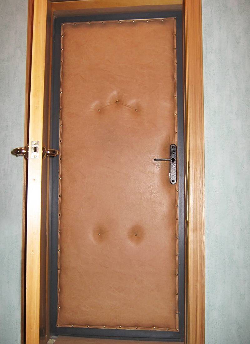 Как утеплить дверь в частном доме (металлическую, деревянную) своими руками