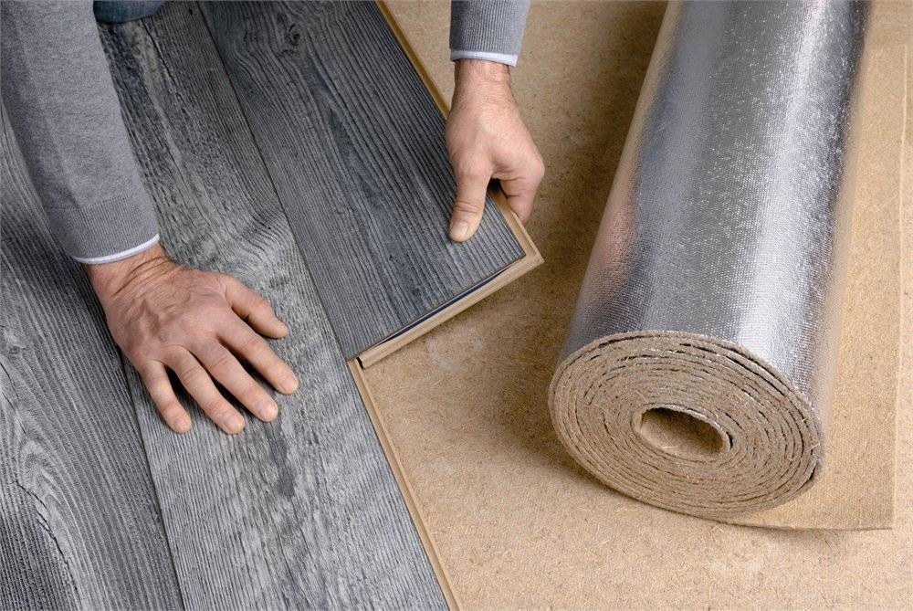 Утеплитель под ламинат на бетонный и деревянный пол – как утеплить полы?